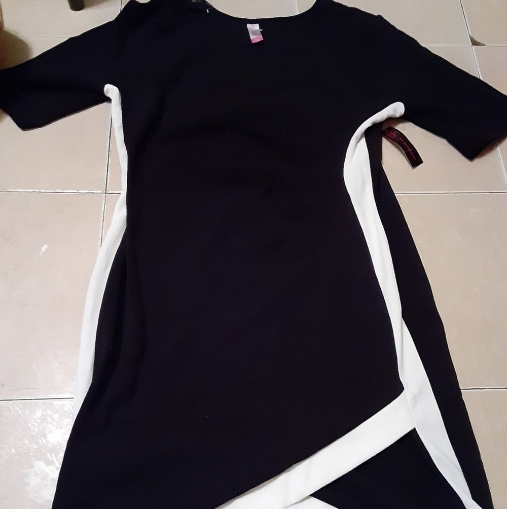 Black and White Sporty Stretch Dress